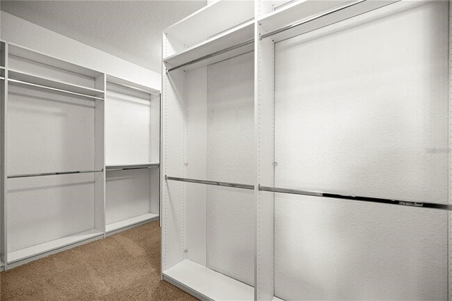 Building Photo - 5438 SW 49th Ave