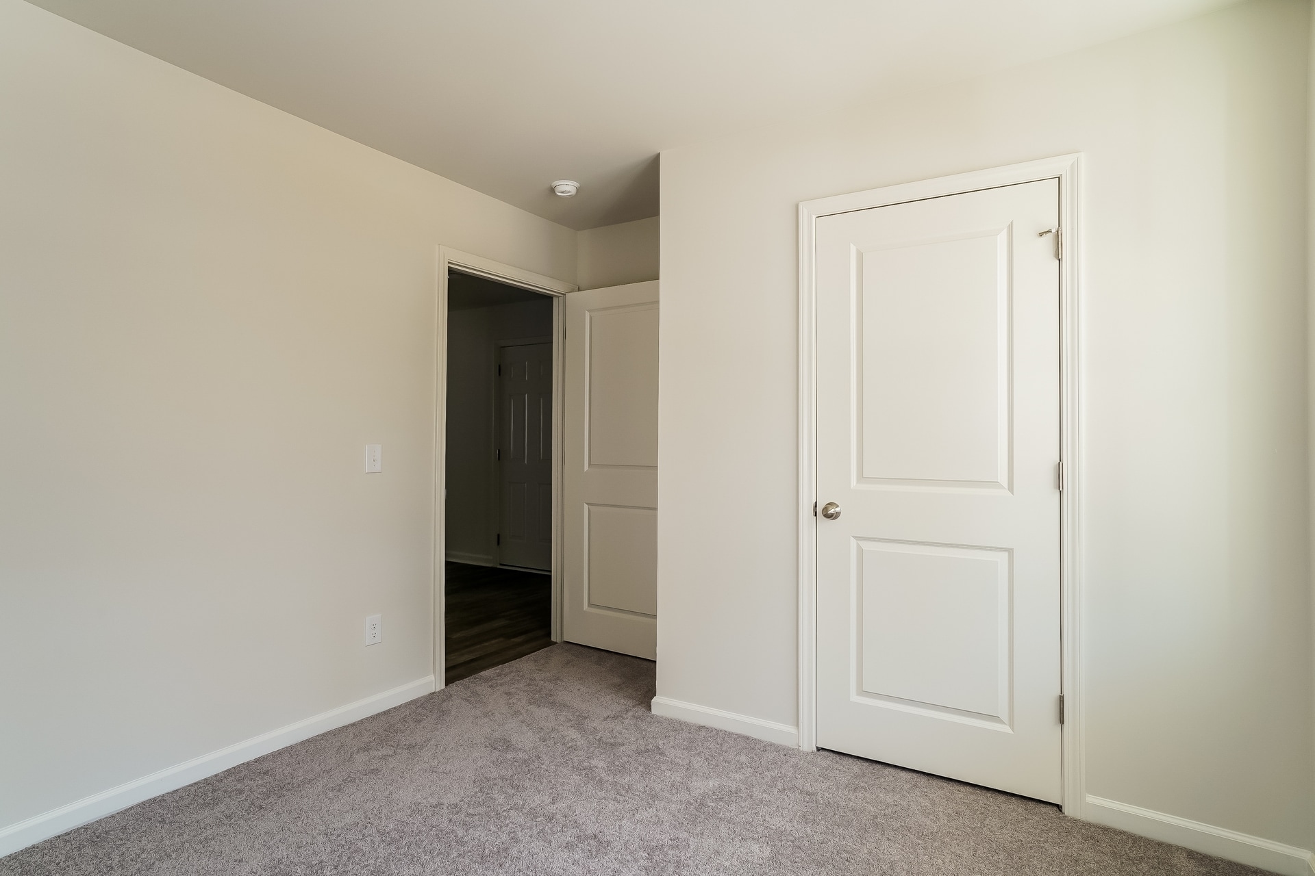 Building Photo - 2575 Provence Dr SE