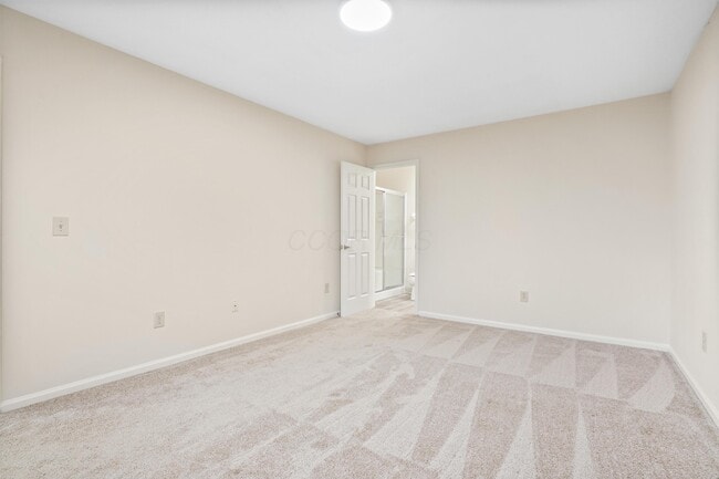 Building Photo - 5066 Stratford Pine Ln