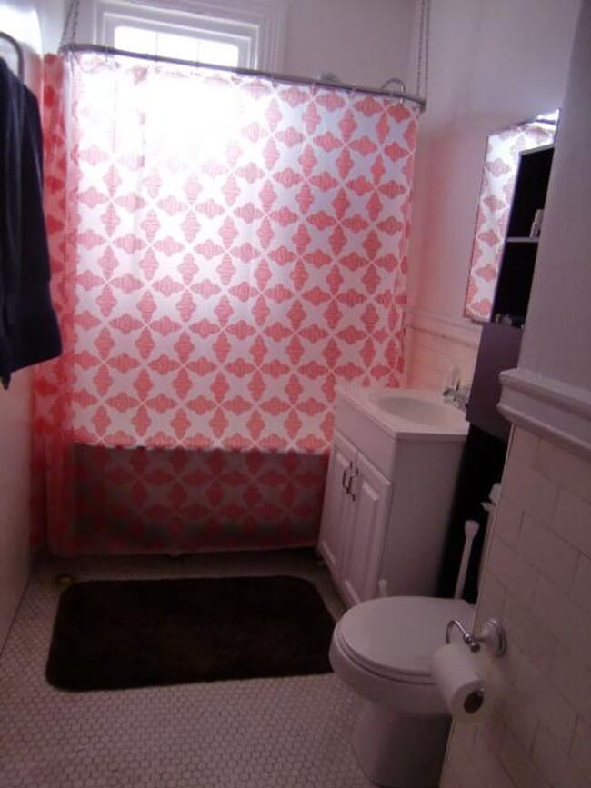 Building Photo - Beautiful 1 Bed 1 Bath Available NOW