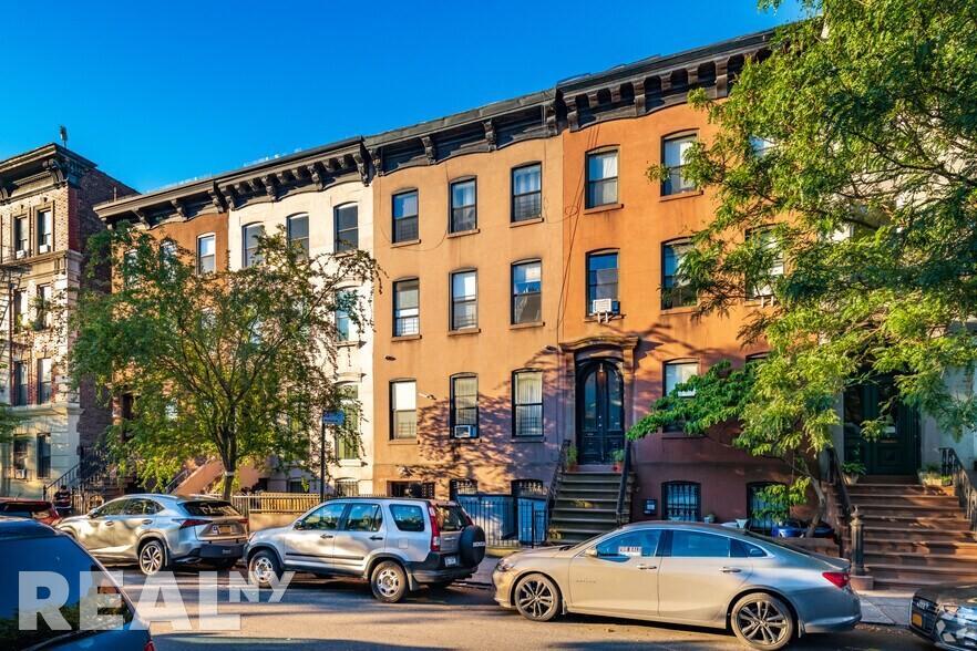 Building Photo - 268 Dean St