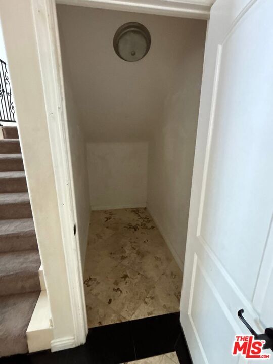 Building Photo - 2600 W Picadilly Way