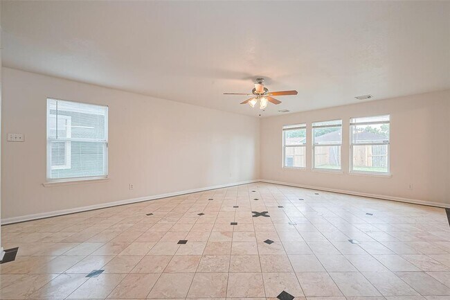 Building Photo - 12927 Pale Ivy Ln