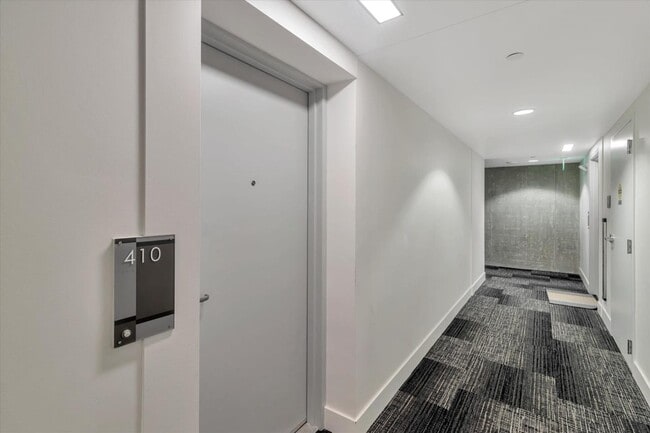 Building Photo - 1075 Market St