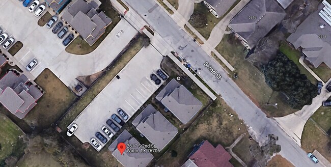 Building Photo - 2617 S 2nd Unit C