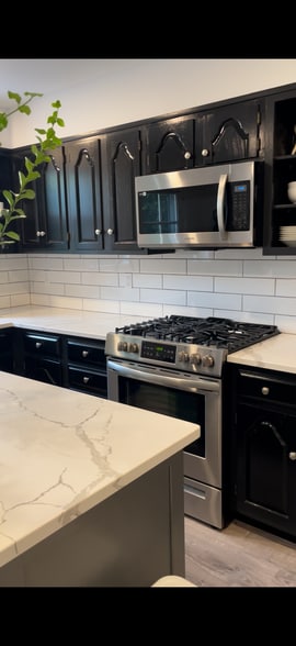 Kitchen - 44 Perry Ave