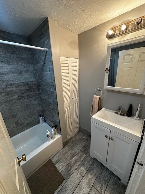 Building Photo - 96 Calumet St