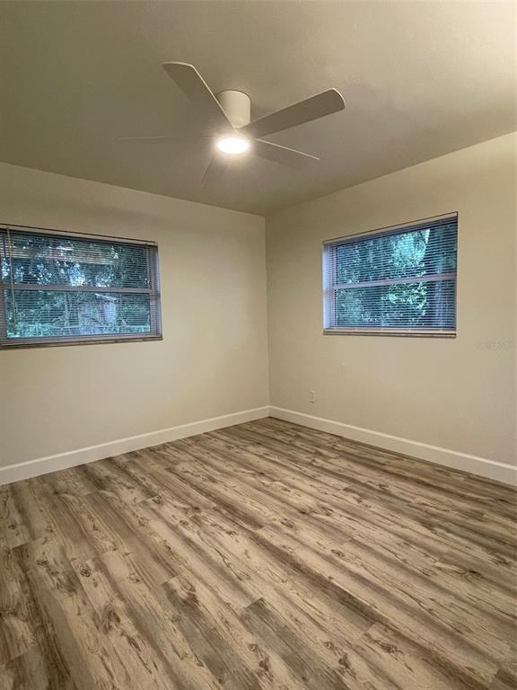Building Photo - 1012 Lake Weldona Dr