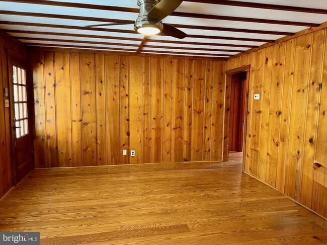 Building Photo - 1176 Stokes Rd