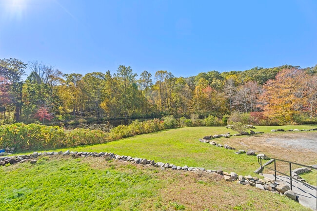 Building Photo - 497 Winthrop Rd