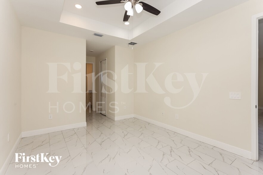 Building Photo - 2607 6th St SW