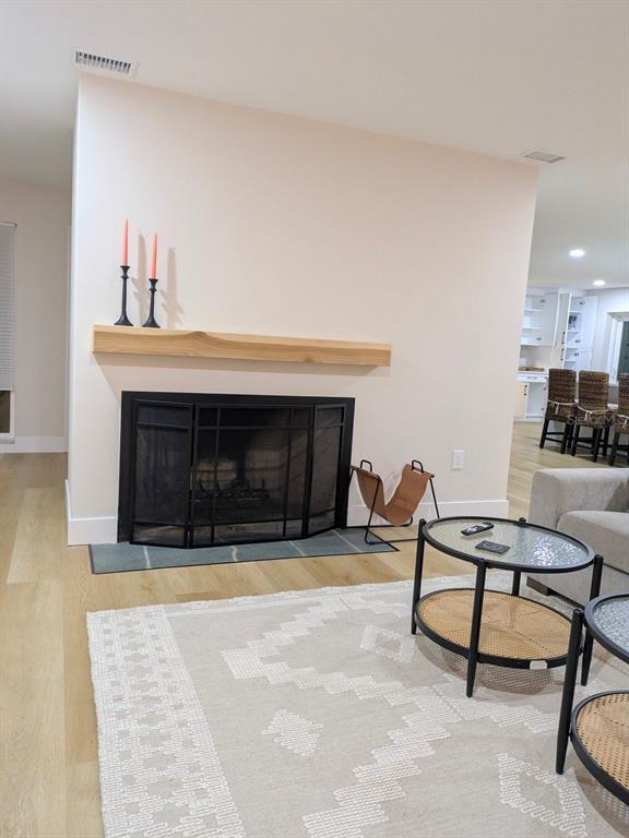 Building Photo - 1455 Fairway Dr