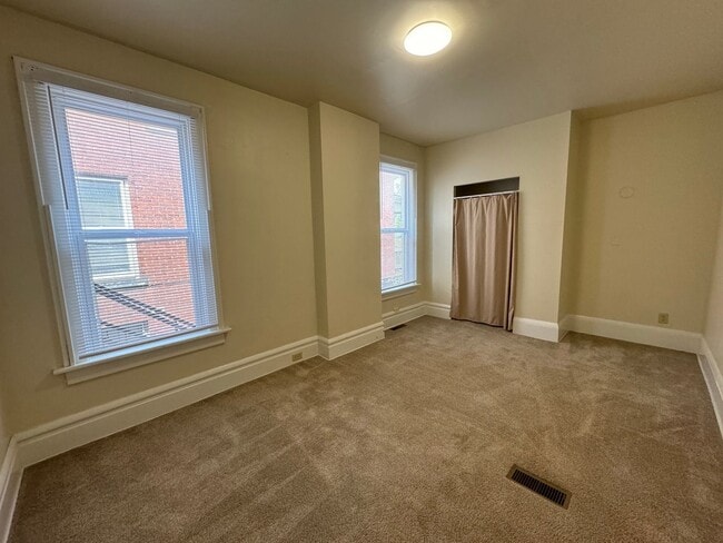 Building Photo - 1843-1847 N. 4th St.