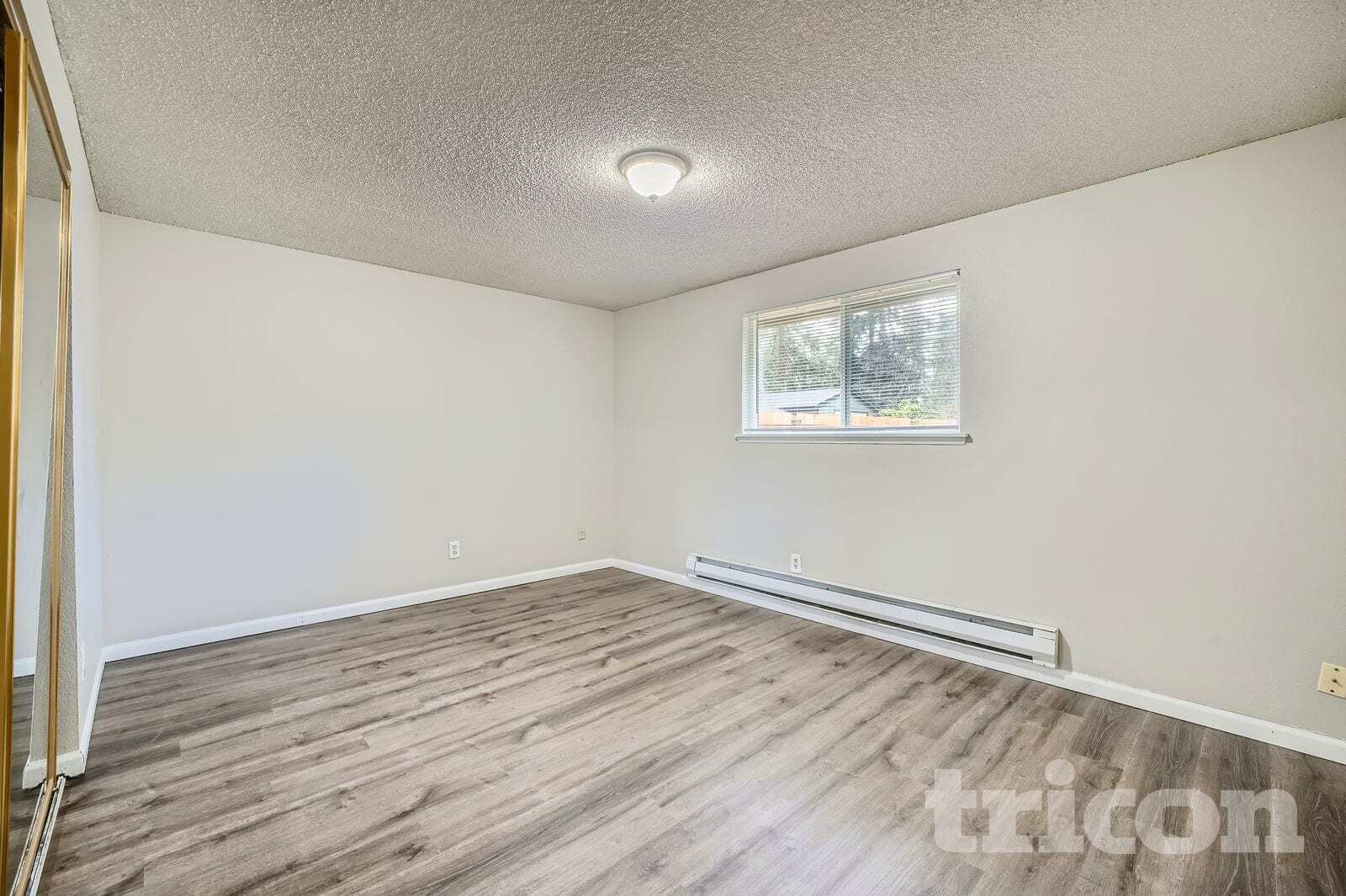 Building Photo - 2914 Forest Rim Ct S