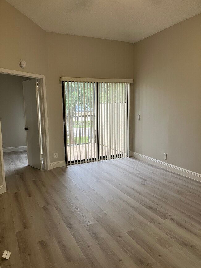 Living room - 8042 NW 15th Mnr