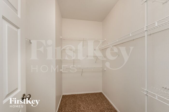 Building Photo - 3016 Myrtle Creek Ct