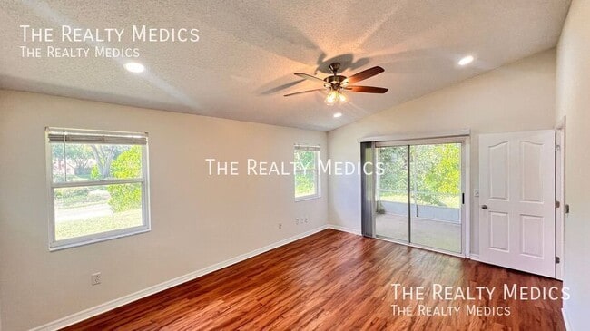 Building Photo - 23 Winding Woods Trail