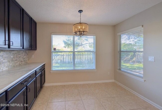 Building Photo - 12171 Basalt Dr N