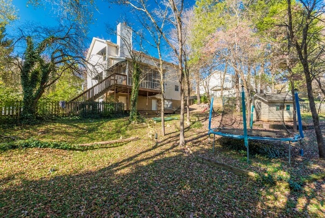 Building Photo - 420 Shelbyville Rd