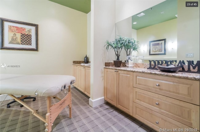 Building Photo - 1830 Radius Dr