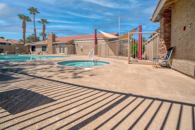 Building Photo - READY TO MOVE-IN UPPER LEVEL 2-BEDROOM CONDO!