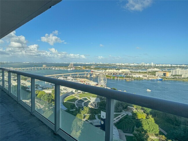 Building Photo - 50 Biscayne Blvd