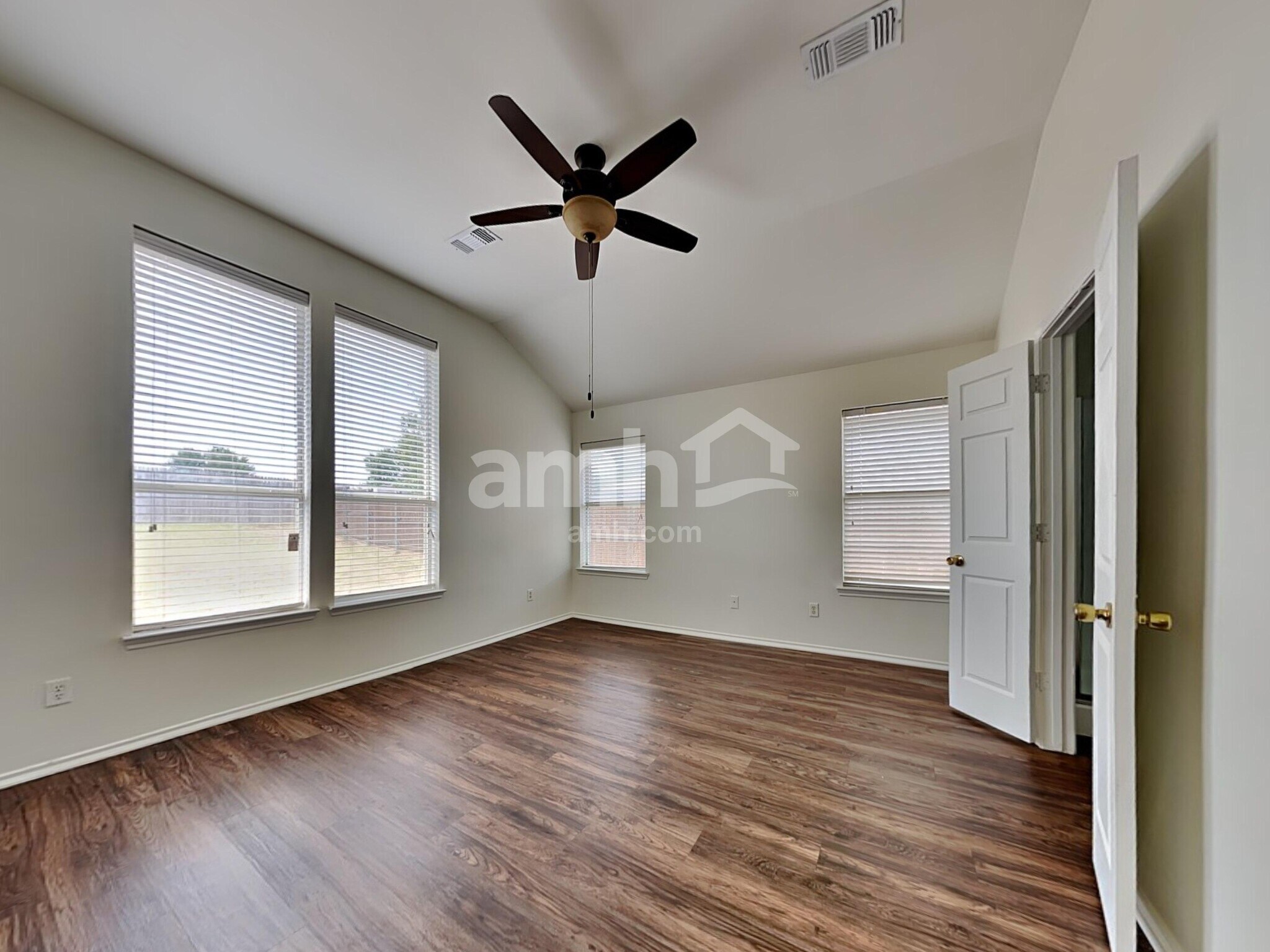 Building Photo - 1410 Loma Linda Ter