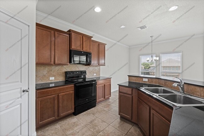 Building Photo - 516 Cross Dr.