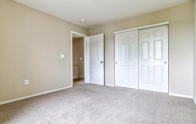 Building Photo - 17145 Waterhouse Cir