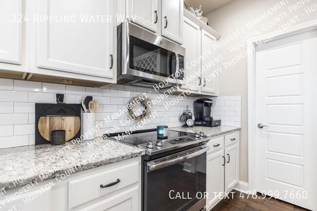 Building Photo - 324 Rippling Water Way