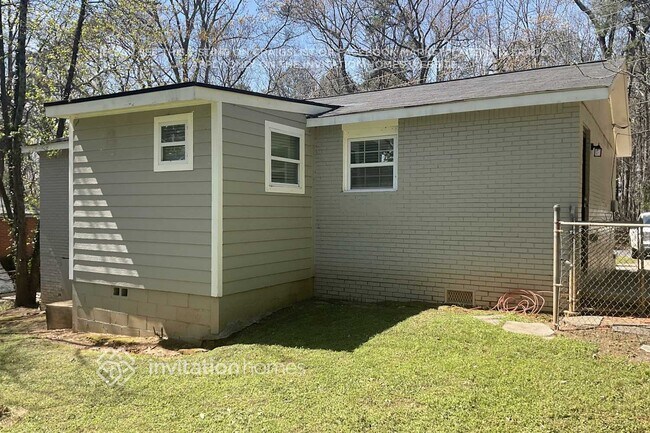 Building Photo - 3484 Ruby H Harper Blvd SE