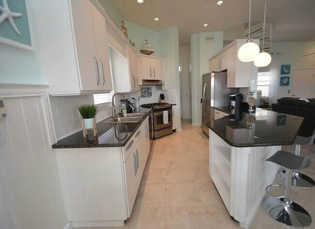 Building Photo - 62 Moody Dr