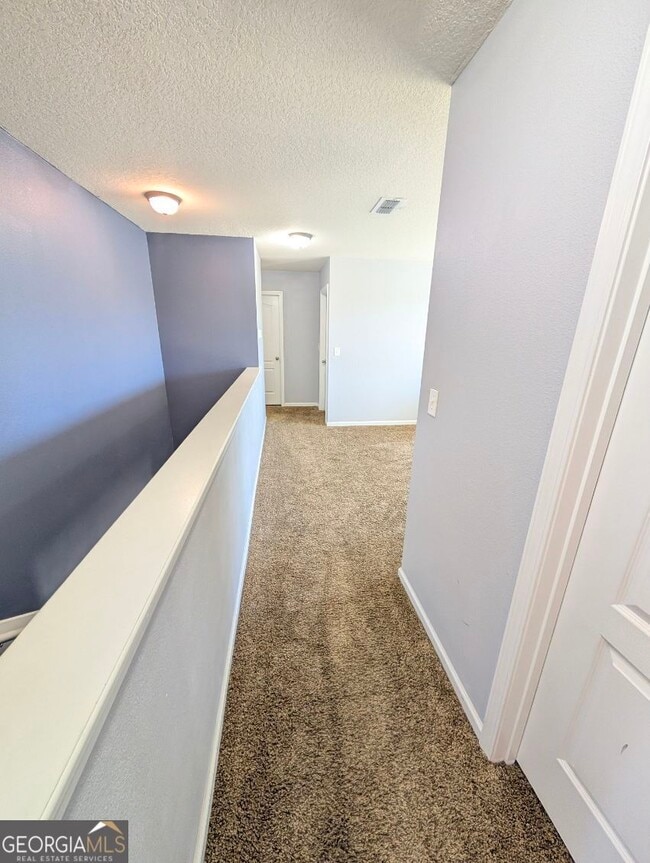 Building Photo - 215 Brooklet Cir