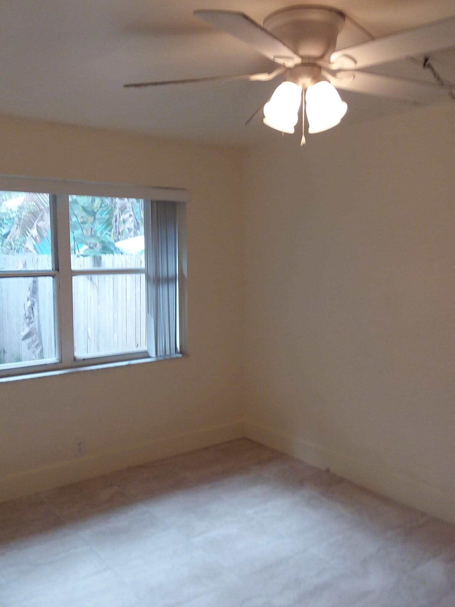 2nd bedroom - 12126 Gibbs Rd