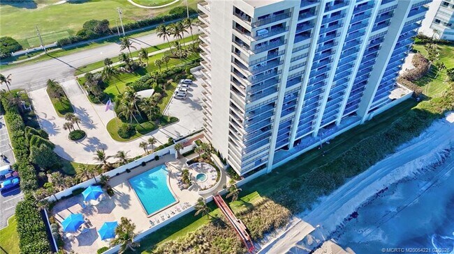 Building Photo - 8750 S Ocean Dr