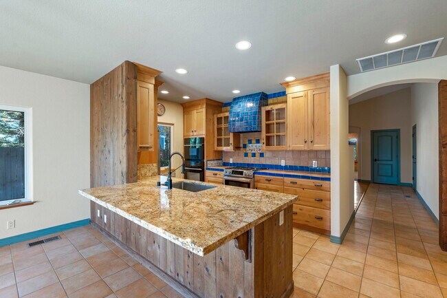 Kitchen - 2100 Brittany Meadows Dr