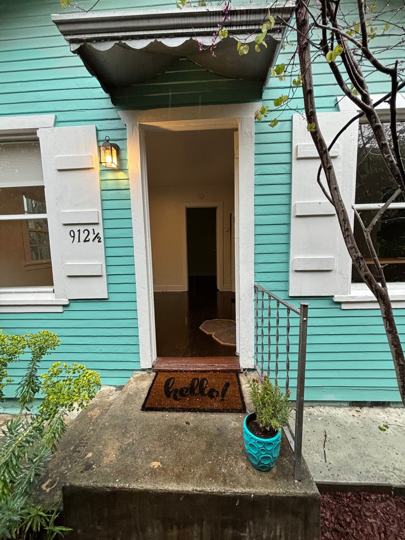 Welcome home - 912 1/2 California Ave