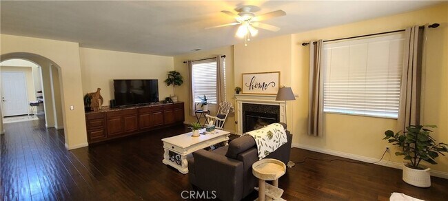 Building Photo - 1026 McCall Dr