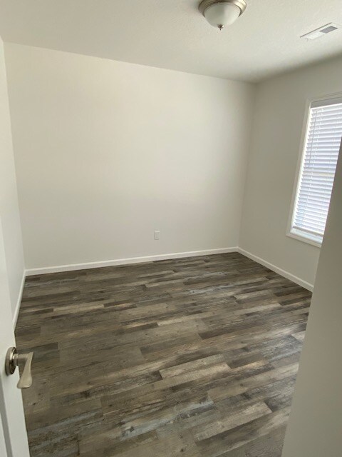 Building Photo - 3239 SW Clare Ave