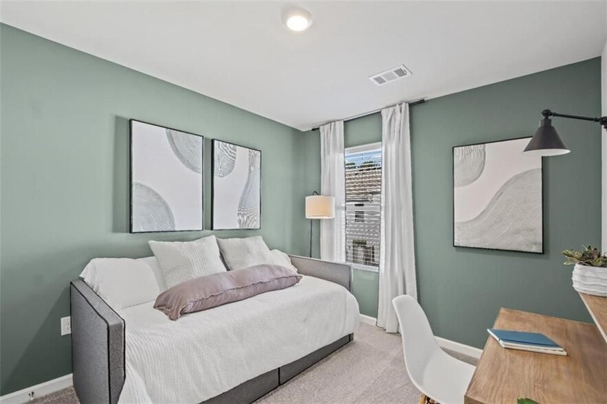 Building Photo - 15 Silverbell Ln NW