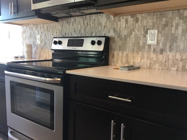 Building Photo - 8516 Washington Blvd SW