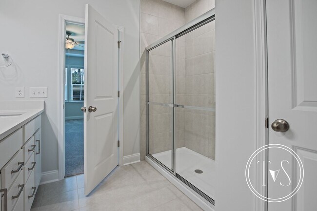 Building Photo - 332 MONTEREY Lp