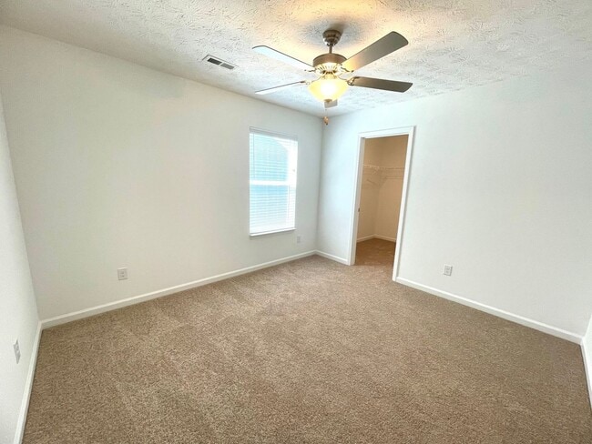 Building Photo - Gorgeous New Construction Home!