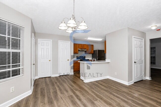 Building Photo - Prime Community Living – 2BR/2.5BA in Covington Station