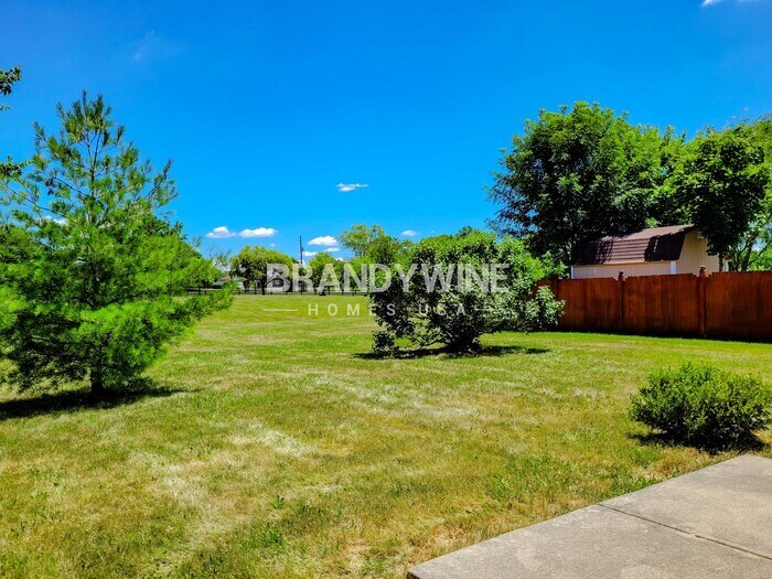 Building Photo - 2759 Rothe Ln