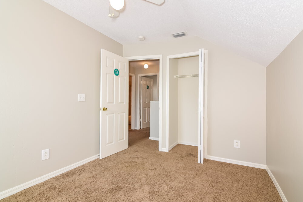 Building Photo - 725 Cape Cod Cir