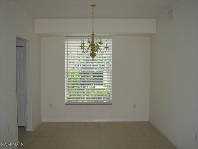 Building Photo - 9648 Hemingway Ln