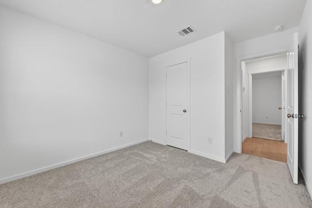 Building Photo - 2051 Stable Ln