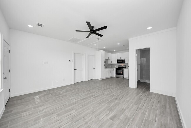 Building Photo - 2796 Harrison Rd