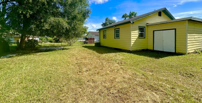 Building Photo - 5506 Staley Dr